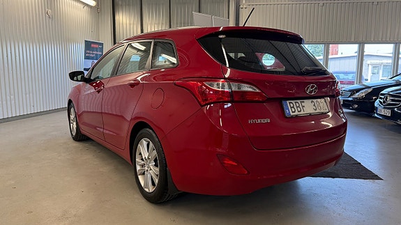 Hyundai i30 7 of 22