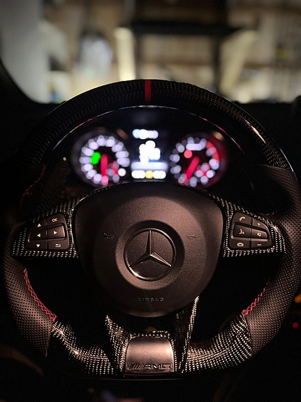 Mercedes-Benz A45 4 of 11