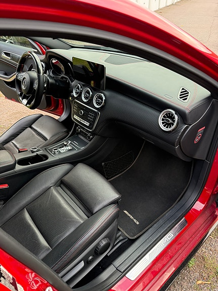 Mercedes-Benz A45 8 of 11