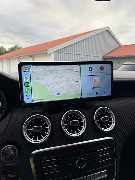 Mercedes-Benz A45 5 of 11