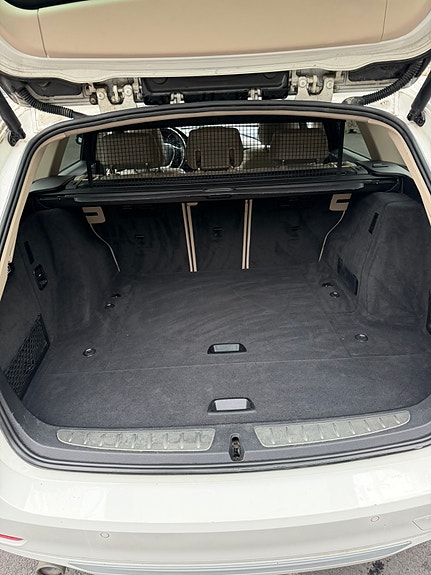 BMW 318d 5 of 11
