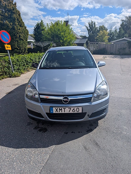 Opel Astra 3 of 8
