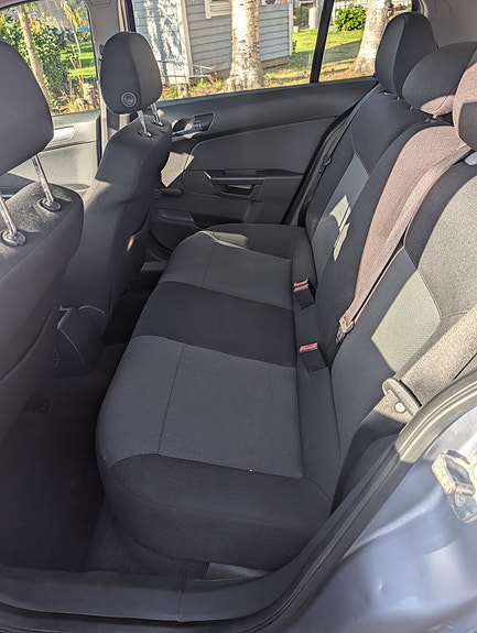 Opel Astra 7 of 8