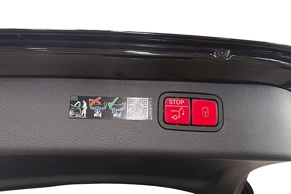 Mercedes-Benz C300 de 25 of 26