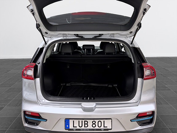 Kia e-Niro 8 of 18