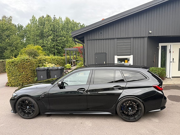 BMW M3 6 of 7