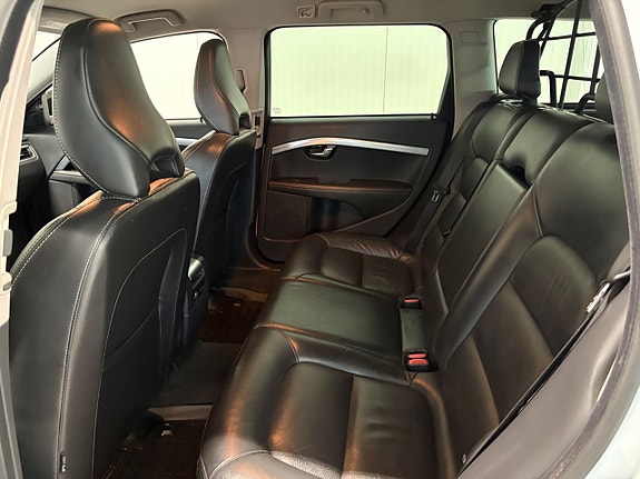 Volvo XC70 19 of 24