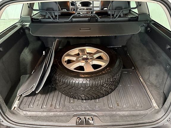 Volvo XC70 22 of 24