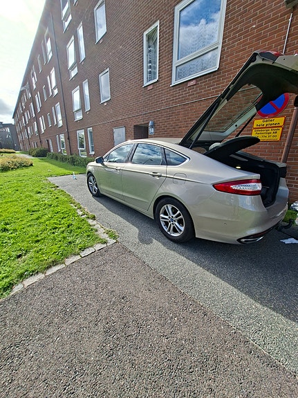 Ford Mondeo 3 of 6
