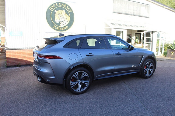 Jaguar F-PACE 2 of 11
