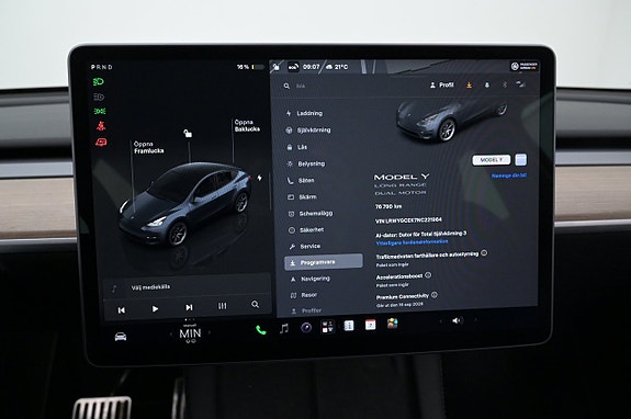 Tesla Model Y 9 of 27