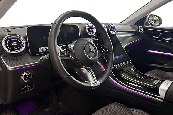 Mercedes-Benz C300 8 of 26