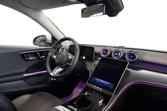 Mercedes-Benz C300 7 of 26