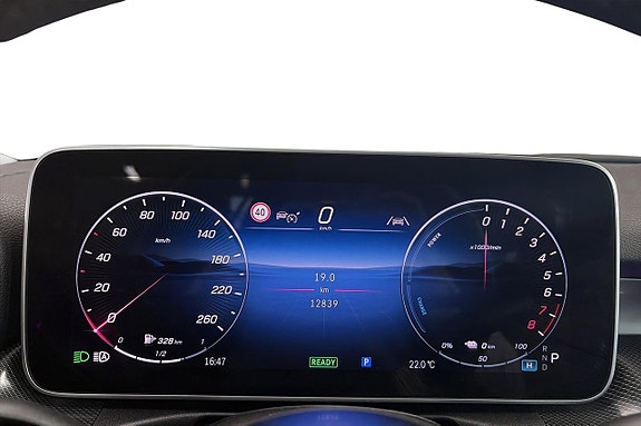 Mercedes-Benz C300 12 of 26