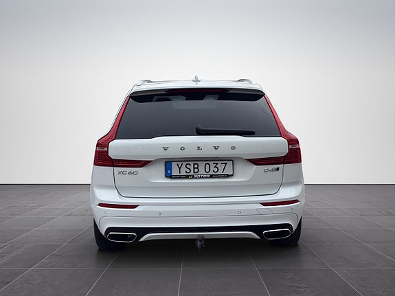 Volvo XC60 4 of 18
