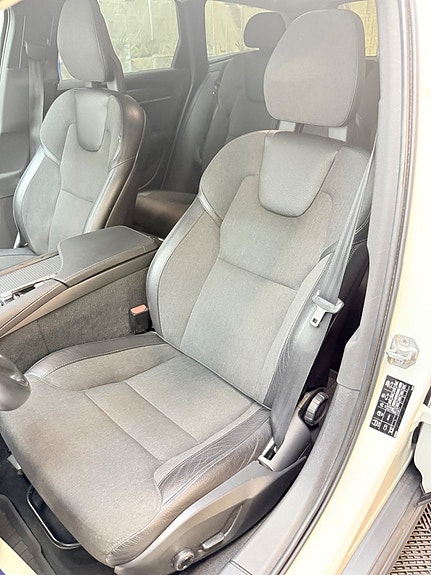 Volvo V90 Cross Country 5 of 12