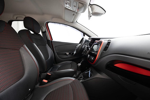 Renault Captur 14 of 21