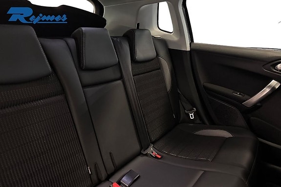Peugeot 2008 18 of 20