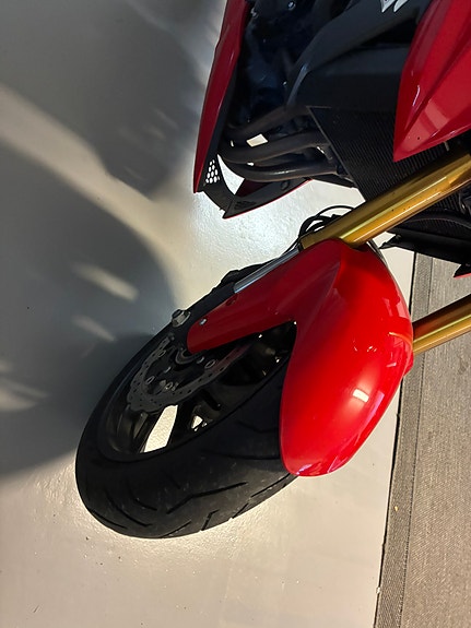 Suzuki GSX-S750 6 of 11