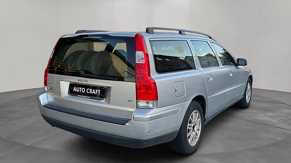 Volvo V70 6 of 10