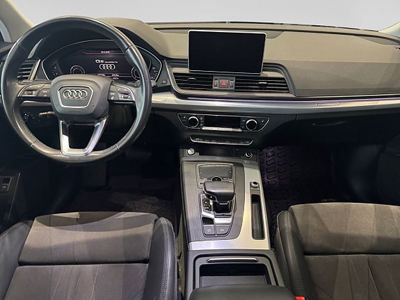 Audi Q5 8 of 12