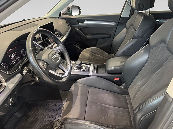 Audi Q5 7 of 12