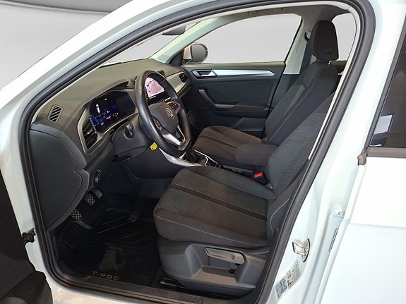 Volkswagen T-Roc 9 of 15