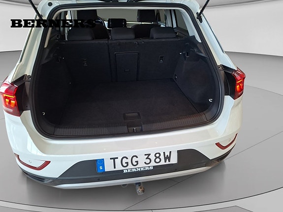 Volkswagen T-Roc 15 of 15