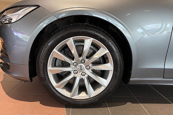 Volvo V90 23 of 23