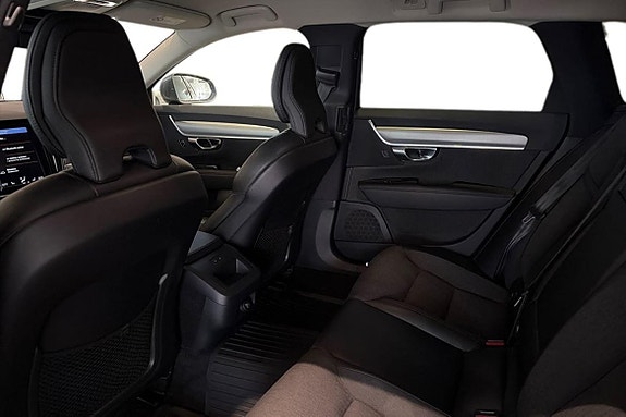 Volvo V90 18 of 23