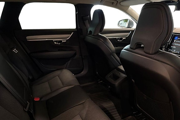 Volvo V90 20 of 23