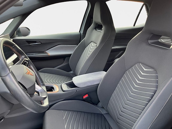 Cupra Born 10 of 15