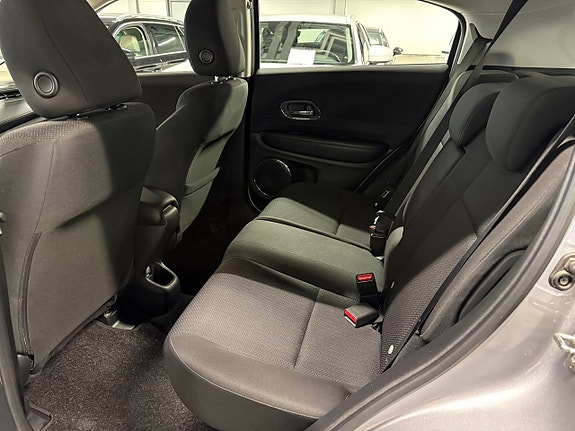 Honda HR-V 5 of 8