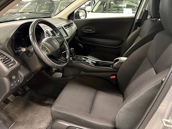 Honda HR-V 4 of 8