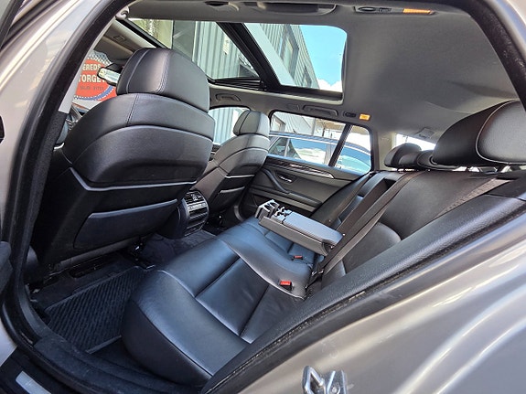 BMW 530d 14 of 18