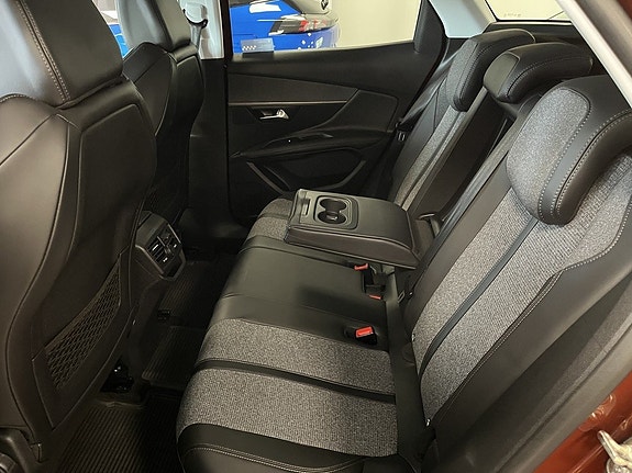 Peugeot 3008 7 of 19