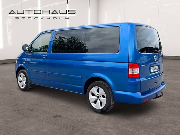 Volkswagen Multivan 6 of 18