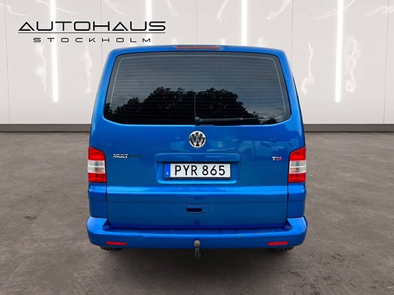 Volkswagen Multivan 5 of 18