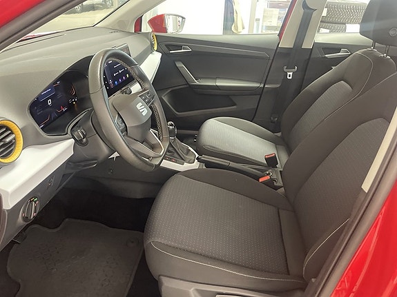 Seat Arona 11 of 19