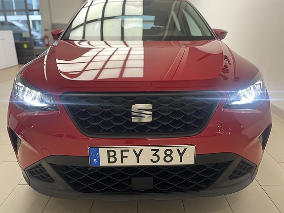 Seat Arona 3 of 19