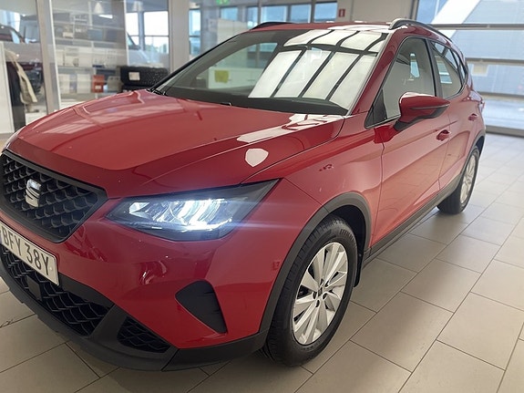 Seat Arona 10 of 19