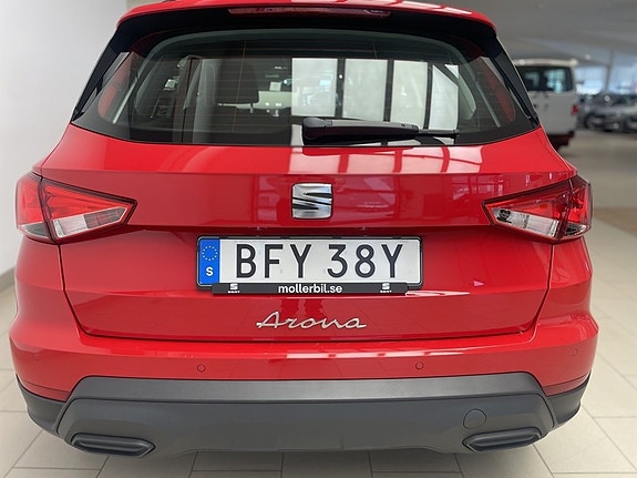 Seat Arona 8 of 19