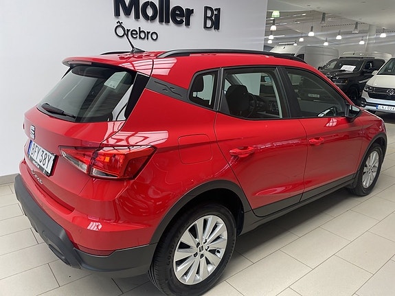 Seat Arona 7 of 19