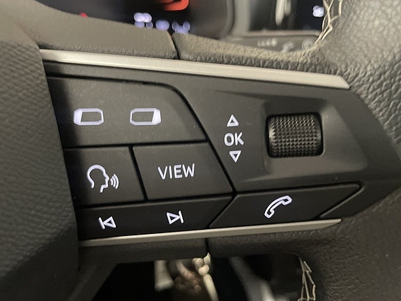 Seat Arona 15 of 19