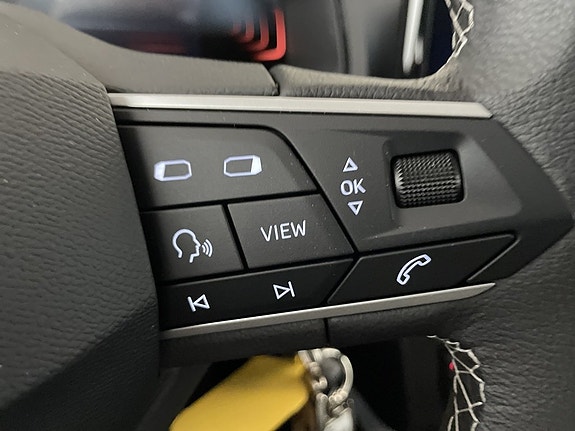 Seat Arona 15 of 19