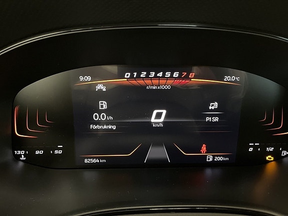 Seat Arona 13 of 19