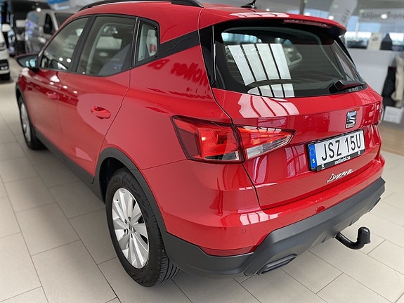 Seat Arona 9 of 19
