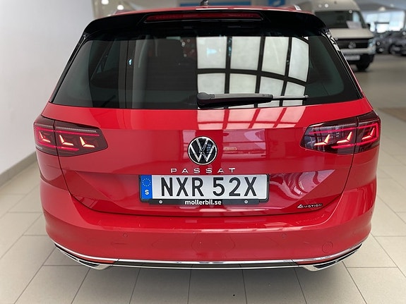 Volkswagen Passat 8 of 22