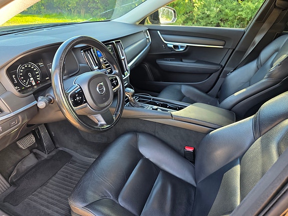 Volvo V90 4 of 6