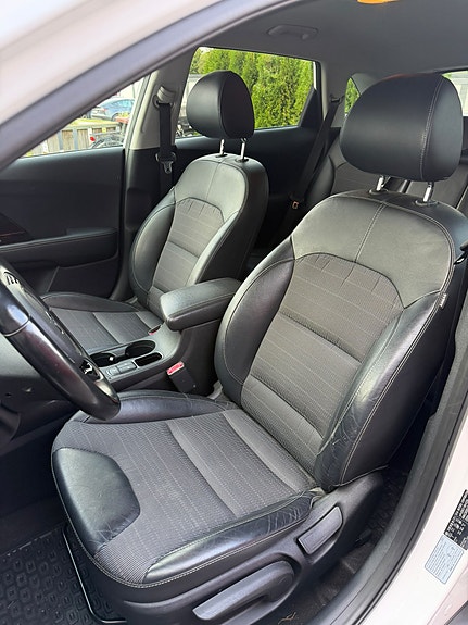 Kia Niro 7 of 9